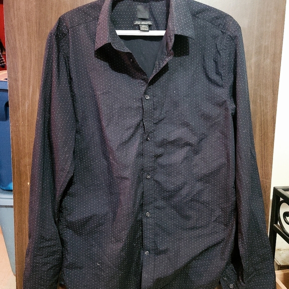 H&M Dress Shirt - Picture 3 of 3